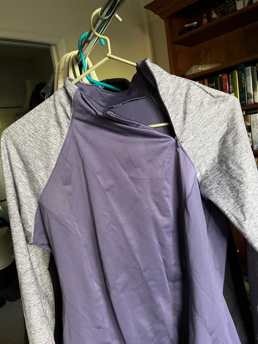 Under armor long sleeve Athletic Top in Deep Purple and Heather Gray